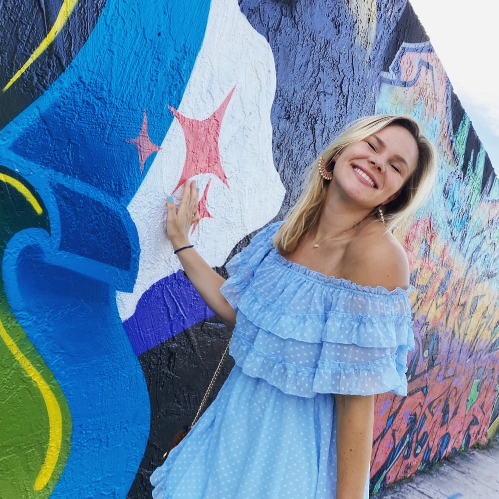 Meet your Posher, Julia